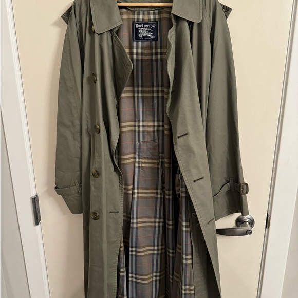 Vintage Trench Coat - Burberry - 40 Regular - removable wool liner - Picture 6 of 12